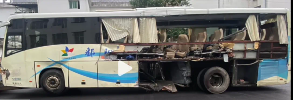 博星优配 鄱阳警方回应“中考接送车发生车祸”：司机超速致2死被刑拘